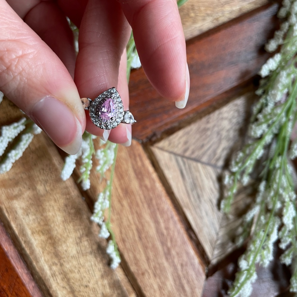 Ring - Picture 5 of 13